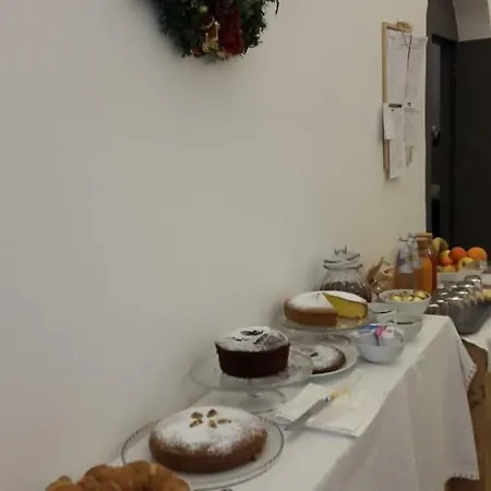 Fonteblu לינה וארוחת בוקר 4*